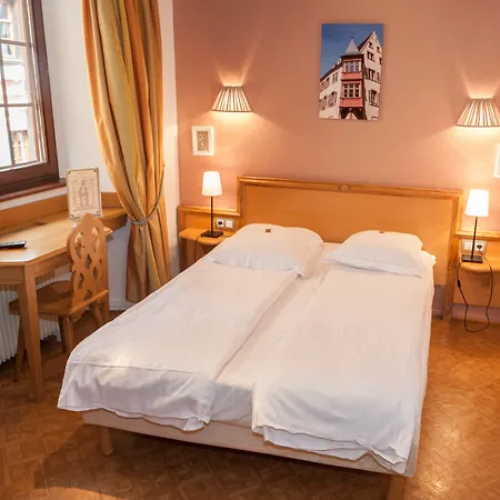Le Saint Nicolas Hotell 3*