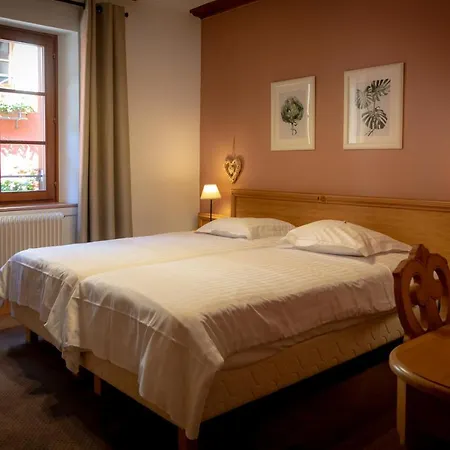 Le Saint Nicolas Hotell Riquewihr