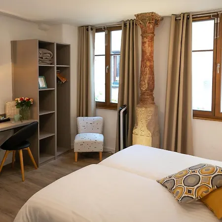 Le Saint Nicolas Hotell